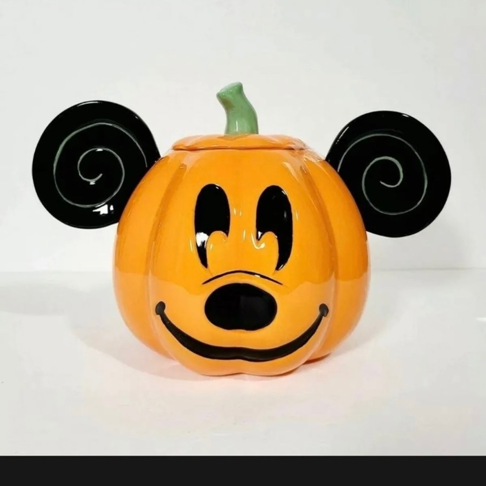 Mickey Mouse Pumpkin